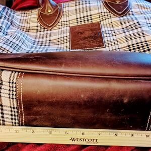 Unisex Bag 5/A Baker Blanket. Brown And Tan. In Excellent Condition.